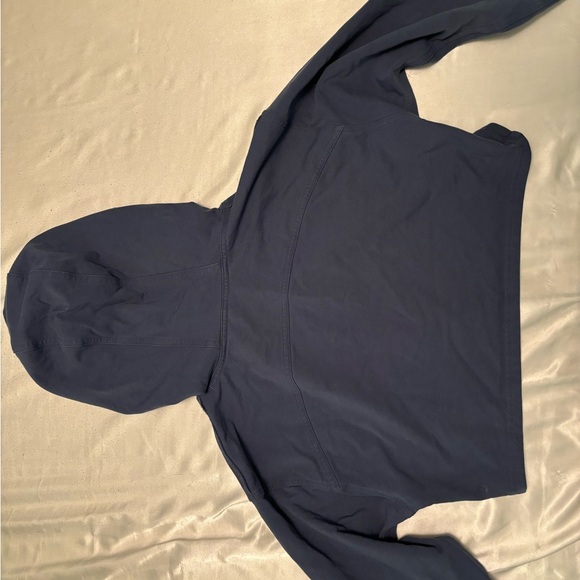 Lululemon blue crop top - Picture 3 of 4